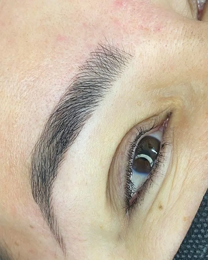 Trabalho de micropigmentação realizado por Carol Morais 8